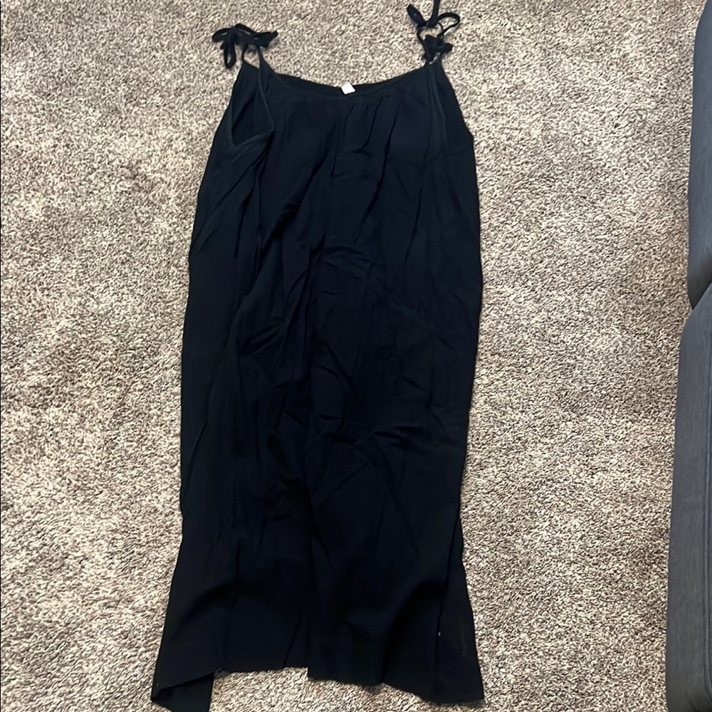 Black Sleeveless Maxi Dress